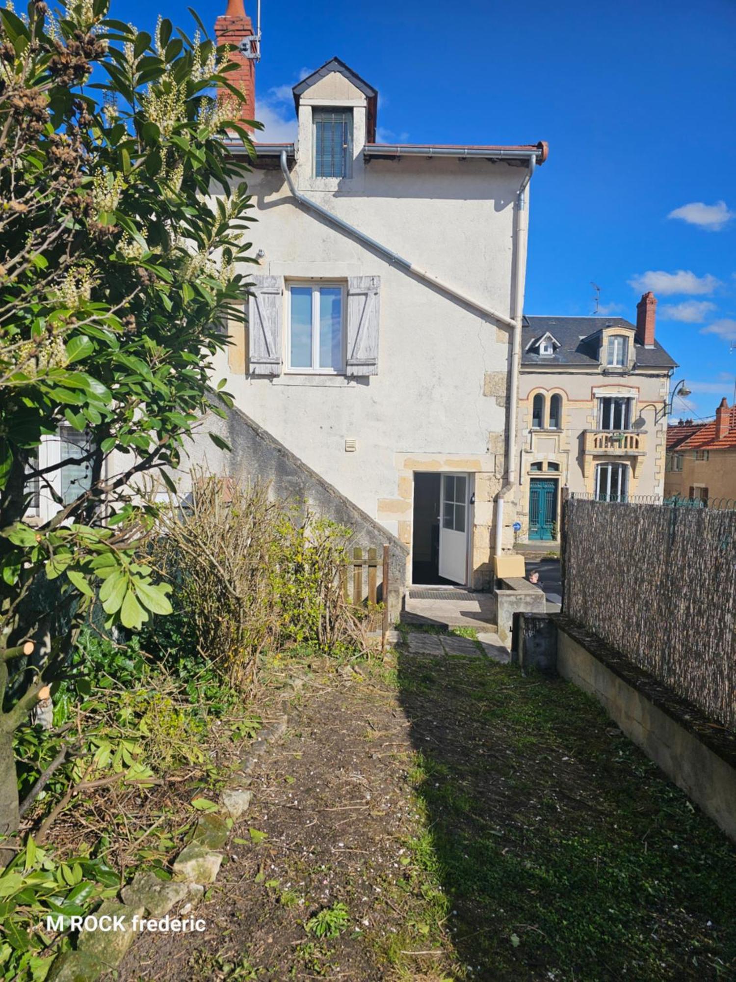 Maison De Ville Avec Jardin Privatif نيفي المظهر الخارجي الصورة